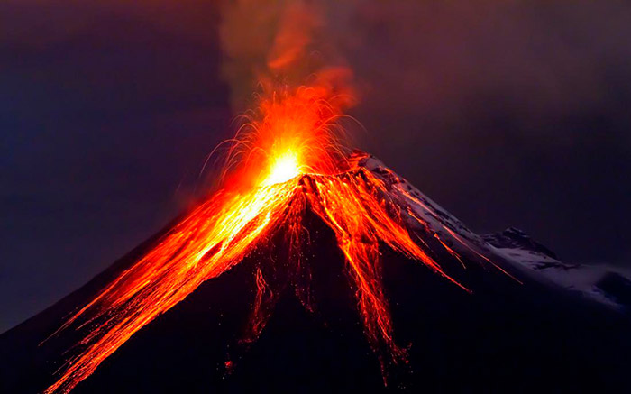 Что такое вулкан, и почему он извергается
