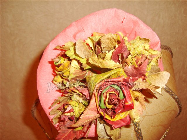 Розы из осенних листьев. Мастер-класс