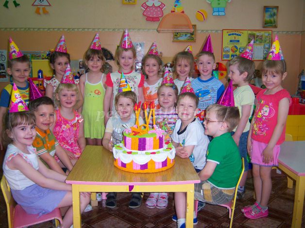 Как отметить день рождения ребенка в детском саду
