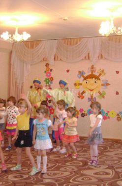 Сценарий праздника для детей дошкольного возраста от 4 до 7 лет «Прощай, Зима! Приходи, Весна!»