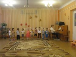 Конспект интегрированного музыкального занятия для детей младшей группы 