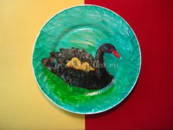Мастер-класс по рисованию. Декоративная роспись тарелки «Лебедь с лебедятами»