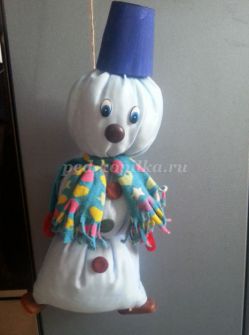 Мастер-класс «Снеговик-игрушка на ёлку»