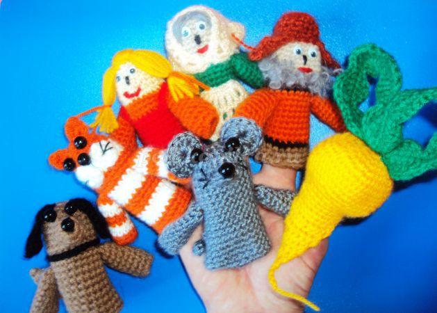 Вязаные куклы-перчатки: зверушки на руку для домашнего кукольного театра